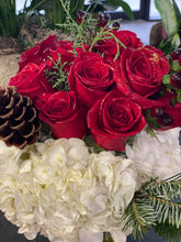 Load image into Gallery viewer, Winter Wonderland Bouquet