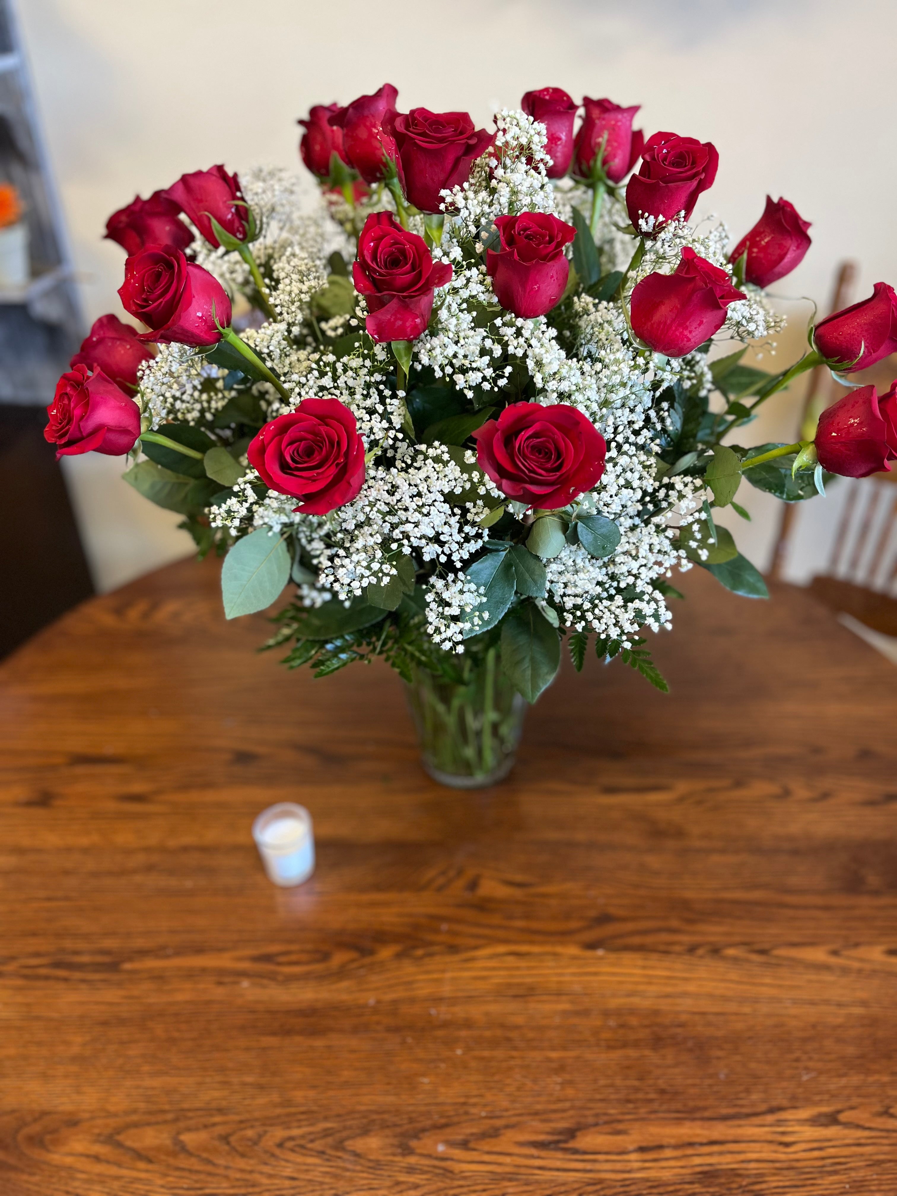 Classic Two Dozen Kings Flowers